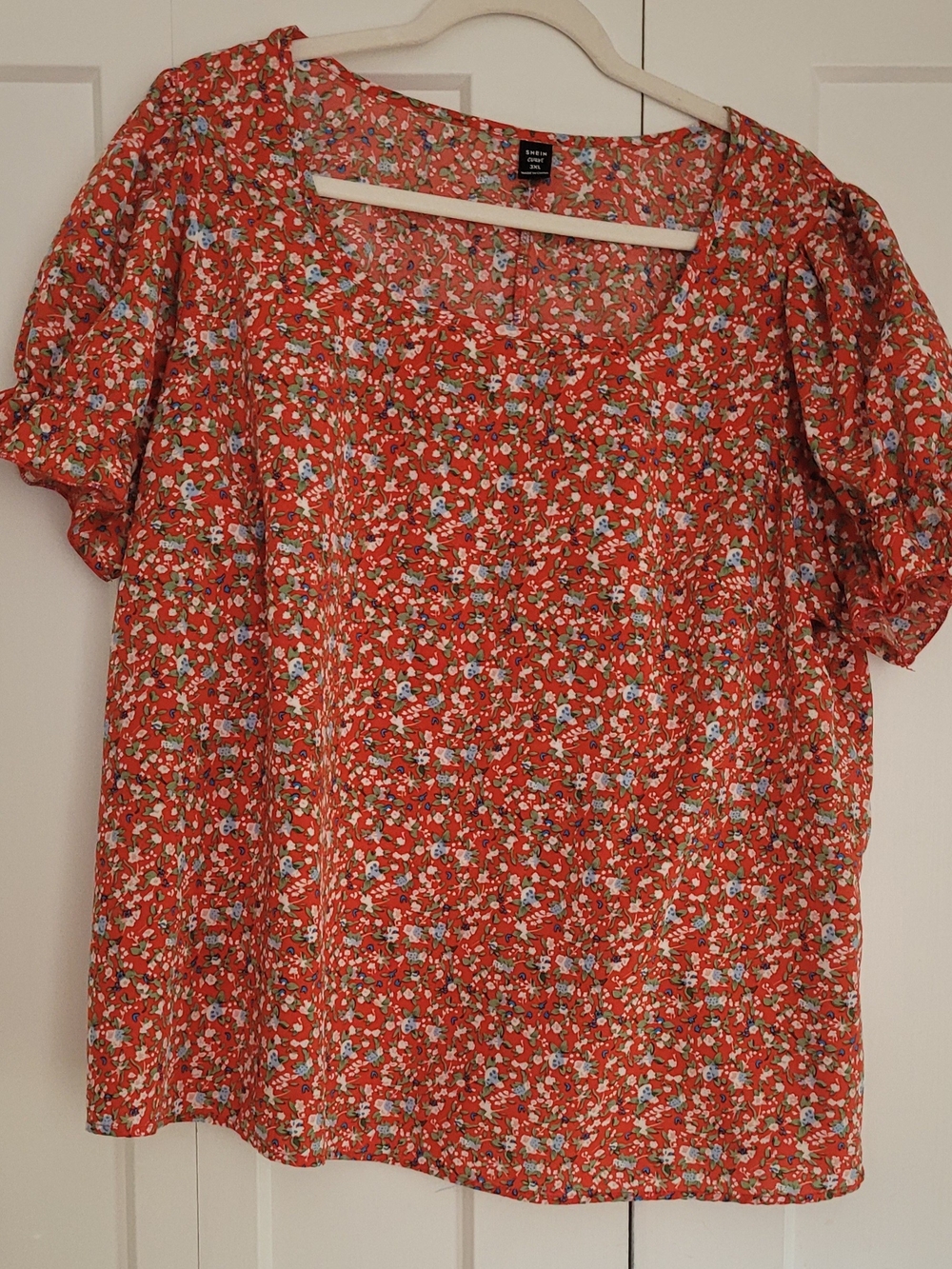 SHEIN Red Floral Square-Neck Puff Sleeve Blouse